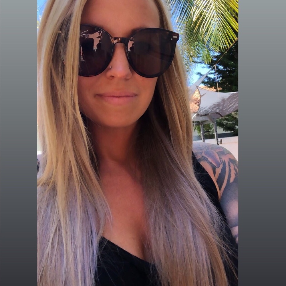 Meet your Posher, Ashlee
